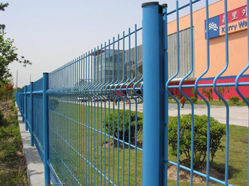 三角折彎護(hù)欄網(wǎng) 三角折彎護(hù)欄網(wǎng)