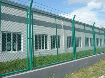 鋼板網(wǎng)護(hù)欄 鋼板網(wǎng)護(hù)欄