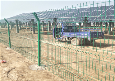 三角折彎護(hù)欄11 三角折彎護(hù)欄11