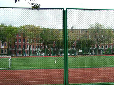 運(yùn)動(dòng)場(chǎng)護(hù)欄網(wǎng)